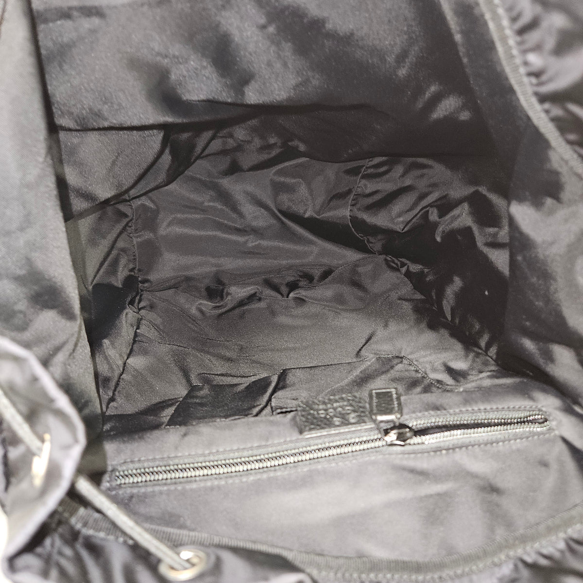 Gucci Backpack aus GG Nylon – Ansicht 9