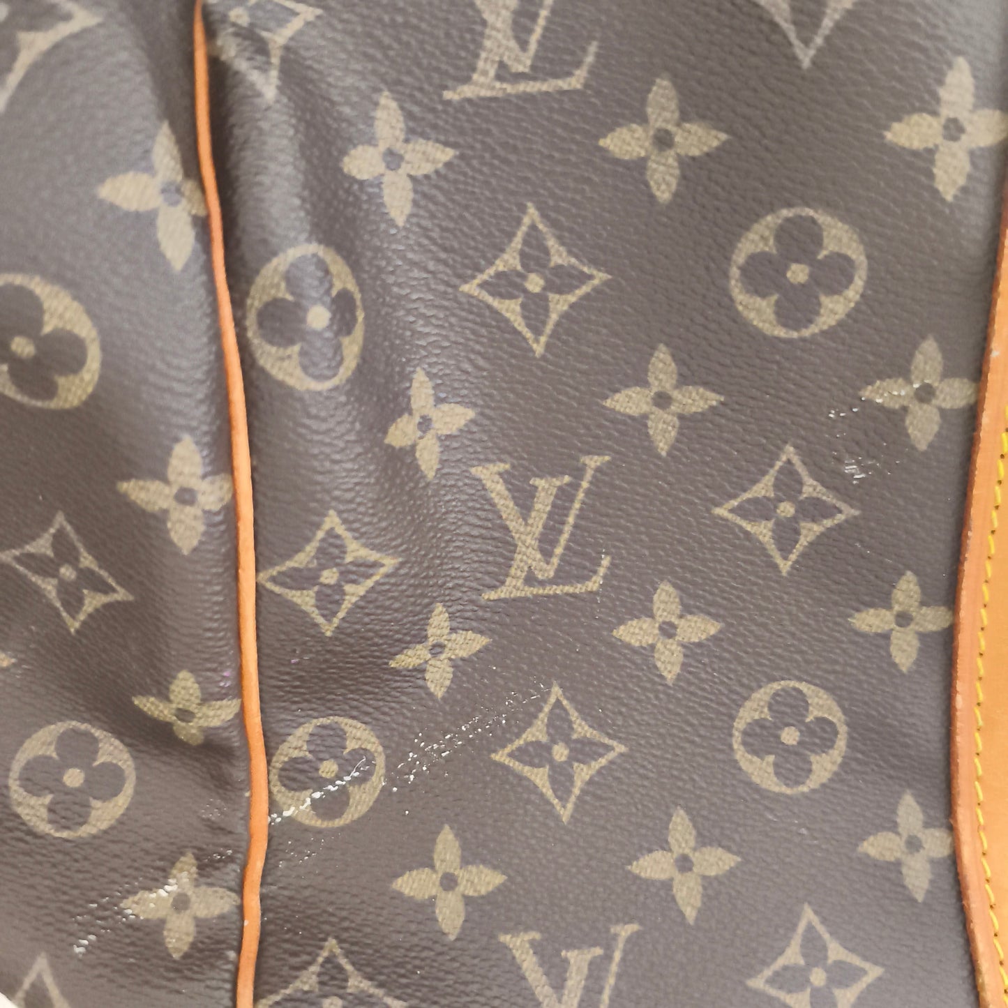 Louis Vuitton Monogram Canvas Keepall 60 Bandoulière Travel Bag