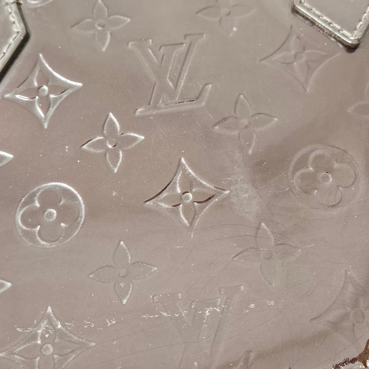 Louis Vuitton Monogram Vernis Wilshire PM Handbag
